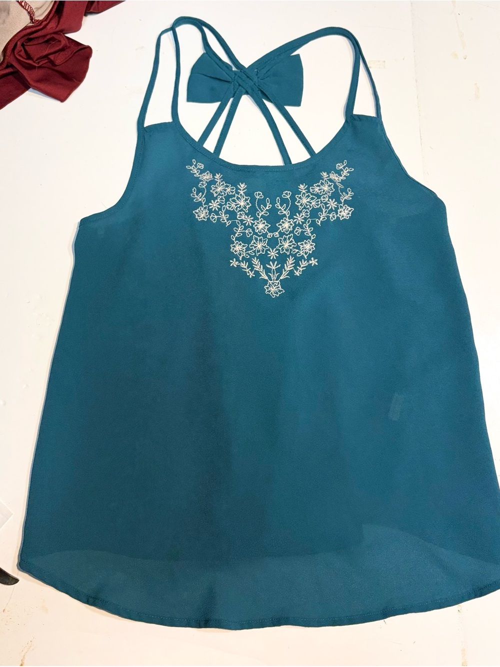 Women’s Teal Double-Strap Embroidered Floral Camisole medium - Picture 4 of 10